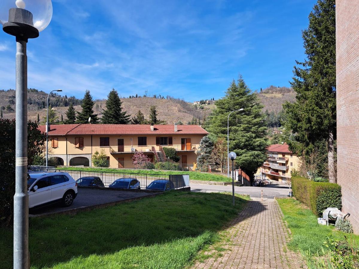 Casa Vacanze Viaggi Dipinti Monterenzio Exterior photo