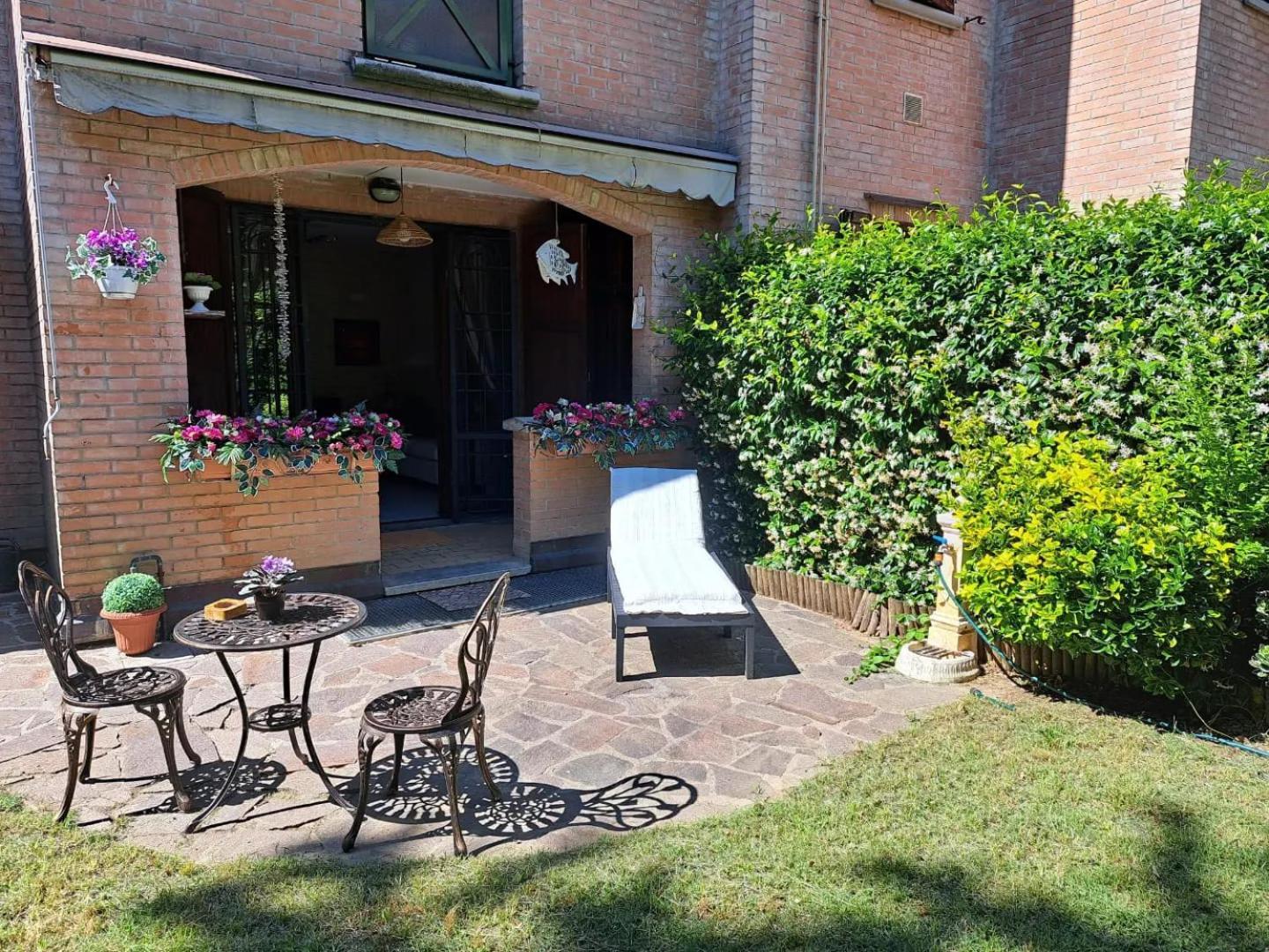 Casa Vacanze Viaggi Dipinti Monterenzio Exterior photo